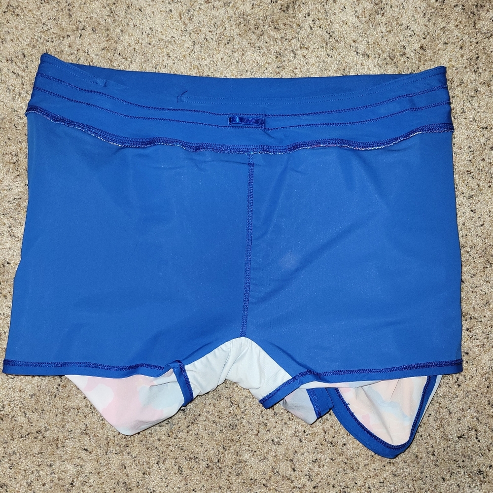 🩱Gorgeous "Lands' End" Floral Elastic Waist Stretch Lined Swim Skort🩱 - Picture 5 of 9